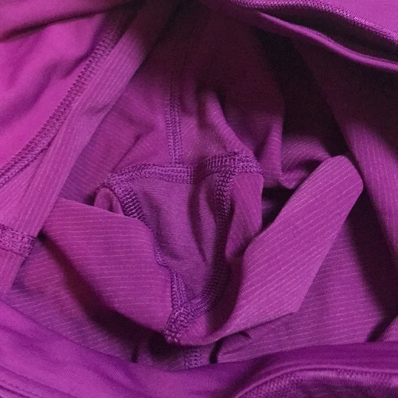 Lululemon Pink Camo Crops - Picture 4 of 4